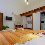 Apartment Klara